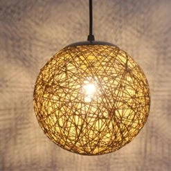 Les meilleures critiques de ✨ STOEX Marron Clair Rétro Suspension Luminaire En Rotin Globe Rond 15cm , Lustre Abat-jour DIY Lampe Plafond E27 Pour Salon Restaurant Centre Commercial Bar 👍