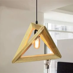 Tout neuf ⭐ COMELY Suspension Vintage Lustre Design Triangulaire En Bois 32cm Suspension Luminaire En Corde Réglable Chambre Salle à Manger Chambre Plafonnier Décor (Ampoule Non Incluse) ✨