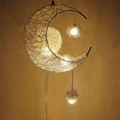 Grosses soldes 👍 IDEGU Lustre Suspension Plafonnier Led Lampe , Lune Étoile Fée Creative Chambre Lampe Suspendue Pour Chambre Denfants Salon Décoration Maison Lumière Chaude 🌟